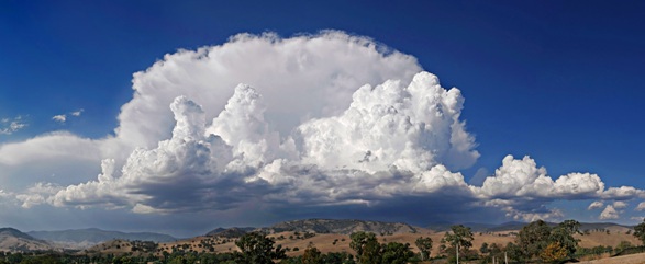 Cumulonimbus wind