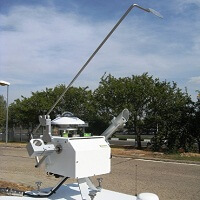 sun tracker 2000 series